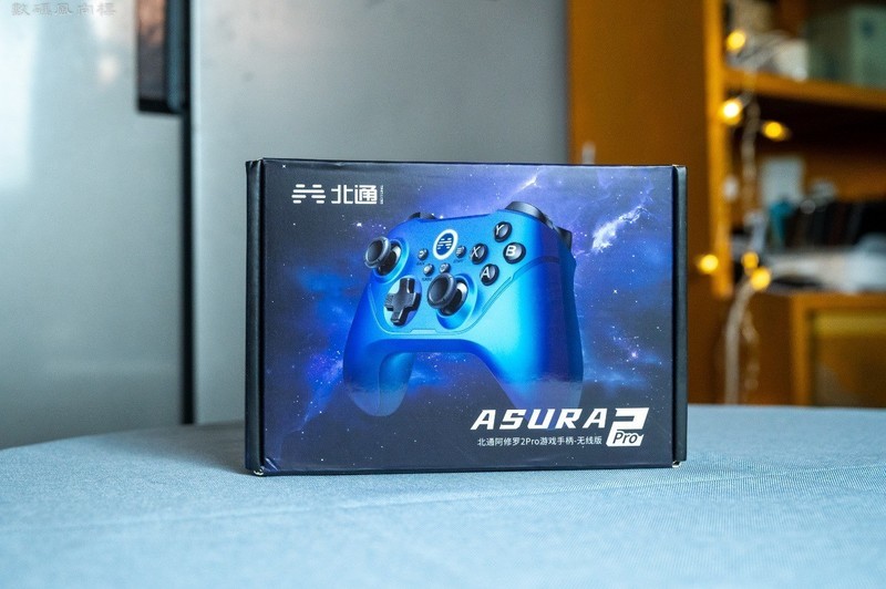 畅游星河的炫彩手柄，配置也不简单，北通阿修罗2Pro上手