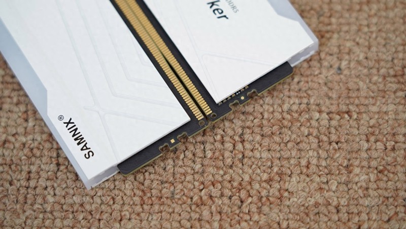 24G“非标”内存有啥区别？新乐士 狂刃战士RGB DDR5 7200实测告诉你