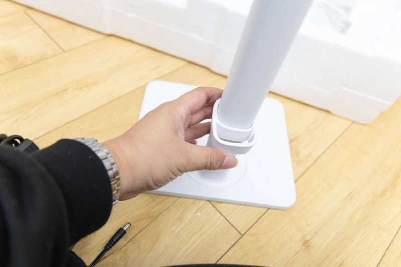 价格美丽，售后给力，高颜值显示器微星MD2412PW