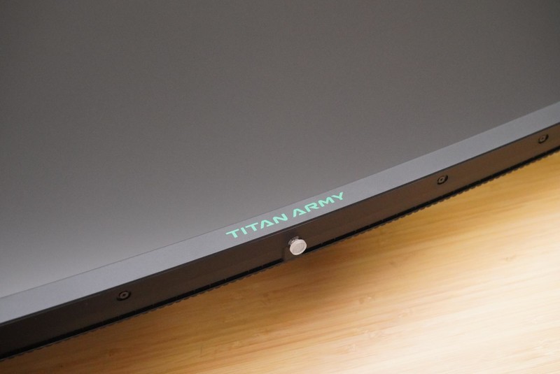 巨屏畅玩游戏体验--泰坦军团38.5英寸C40MQR曲面屏测评