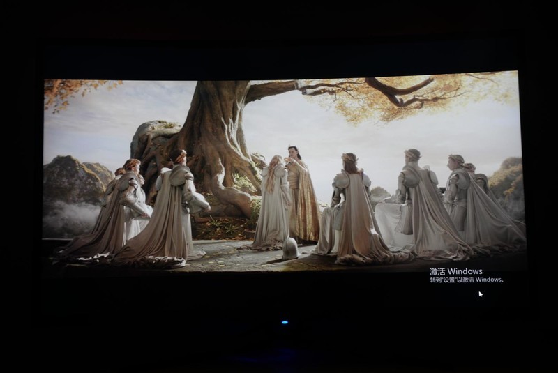 巨屏畅玩游戏体验--泰坦军团38.5英寸C40MQR曲面屏测评