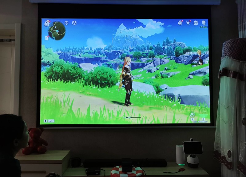 上网课新方式，慧示碰碰投P9超短焦投影仪，离墙45cm投百寸画面