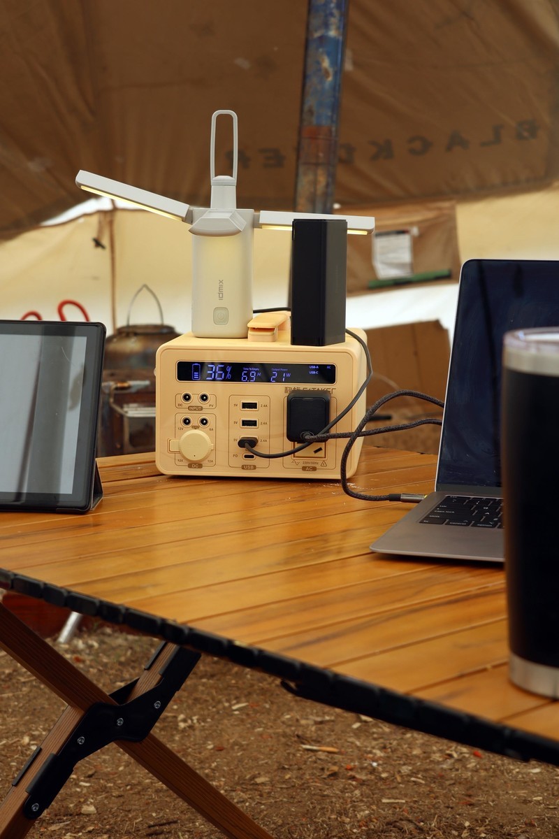 驱车200公里自驾橘子洲头 移族P800户外电源一路护航