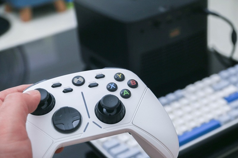 AOC K1S激光投影：4500ANSI不虚标，还豪配帝瓦雷音响，配置很顶！