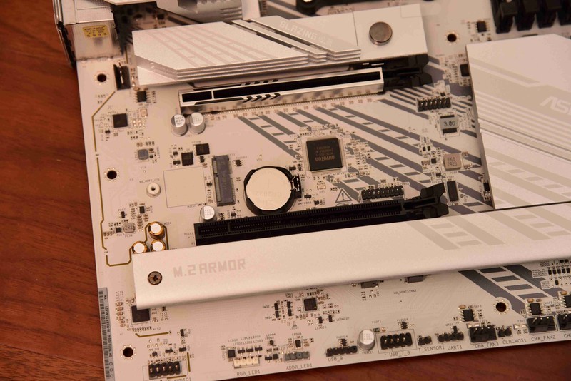 Ryzen 7 9700X好伴侣，华擎X870 PRO RS WIFI匠心主板评测！