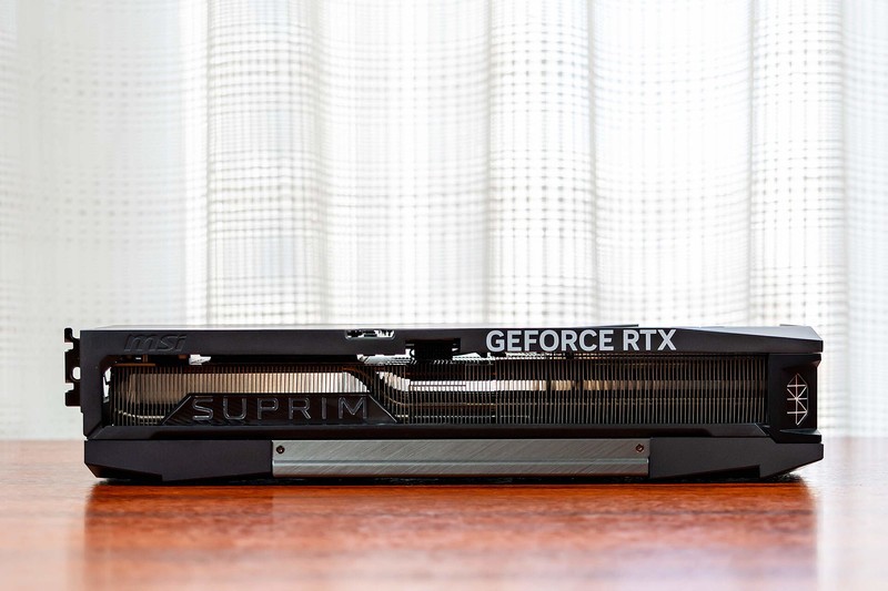 战力超群的六边形战士，微星RTX 5080 SUPRIM超龙SOC深度体验