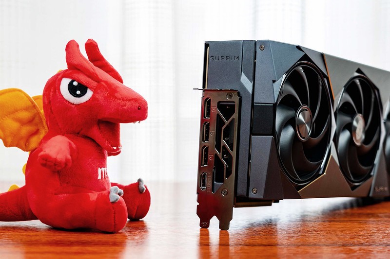 战力超群的六边形战士，微星RTX 5080 SUPRIM超龙SOC深度体验