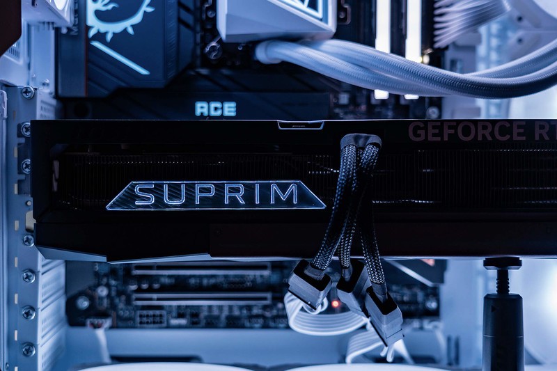 战力超群的六边形战士，微星RTX 5080 SUPRIM超龙SOC深度体验