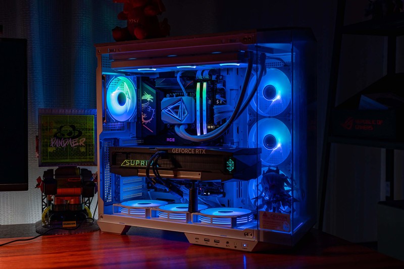 战力超群的六边形战士，微星RTX 5080 SUPRIM超龙SOC深度体验