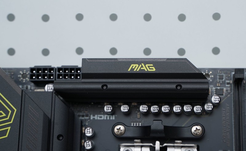 喂饱怪兽R9 9950X3D 微星MAG B850M MORTAR WIFI迫击炮深度评测