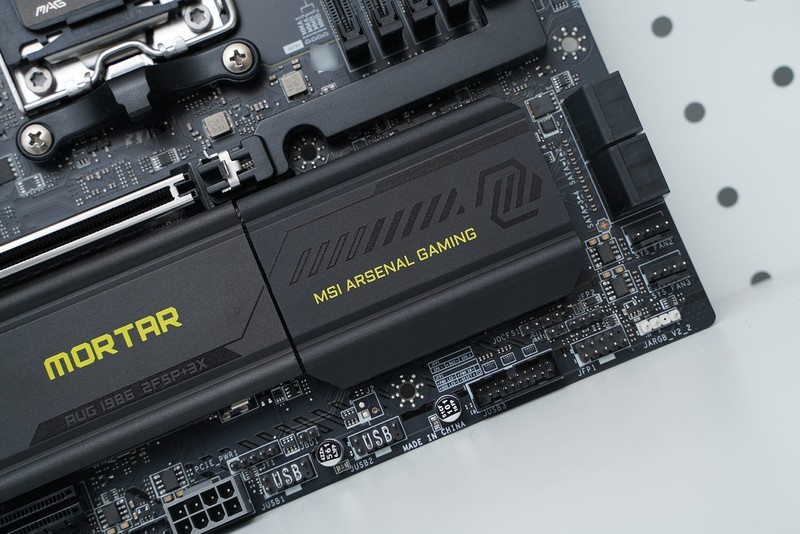 喂饱怪兽R9 9950X3D 微星MAG B850M MORTAR WIFI迫击炮深度评测