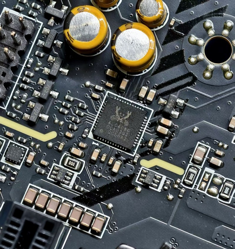 喂饱怪兽R9 9950X3D 微星MAG B850M MORTAR WIFI迫击炮深度评测