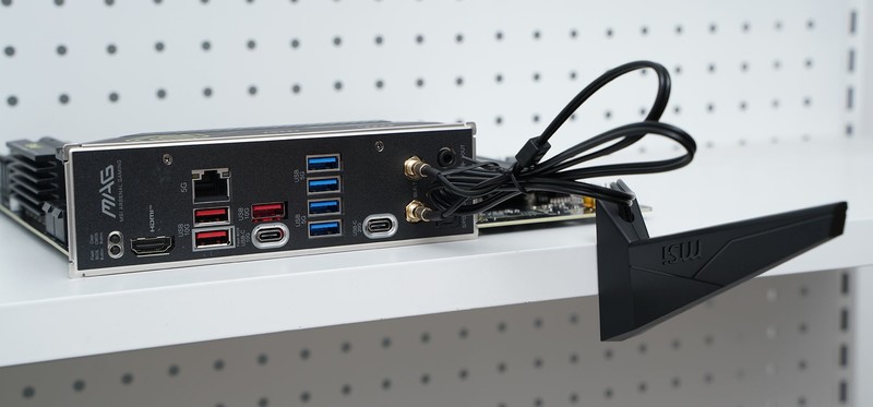 喂饱怪兽R9 9950X3D 微星MAG B850M MORTAR WIFI迫击炮深度评测