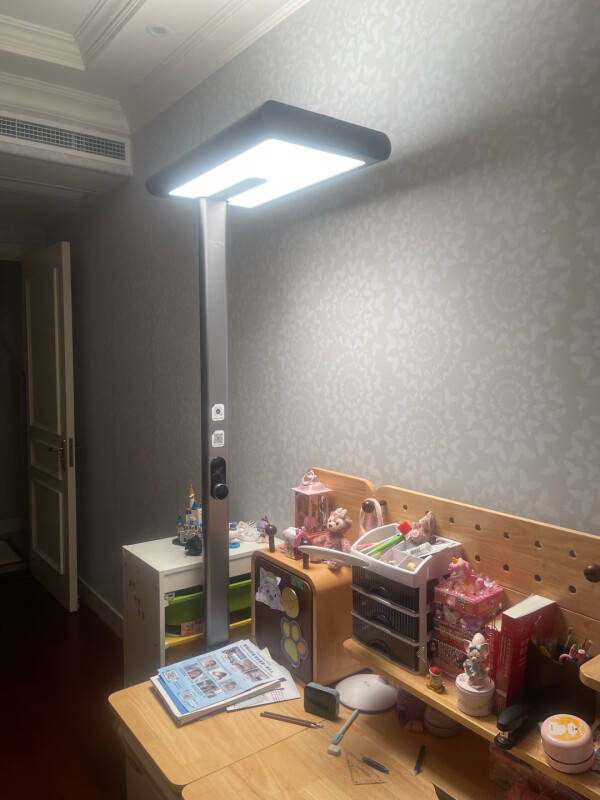 买什么样的落地灯比较好？五款公认好用的护眼落地灯品牌