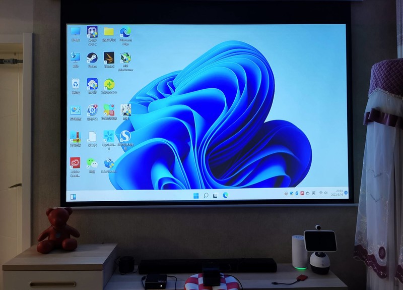 上网课新方式，慧示碰碰投P9超短焦投影仪，离墙45cm投百寸画面