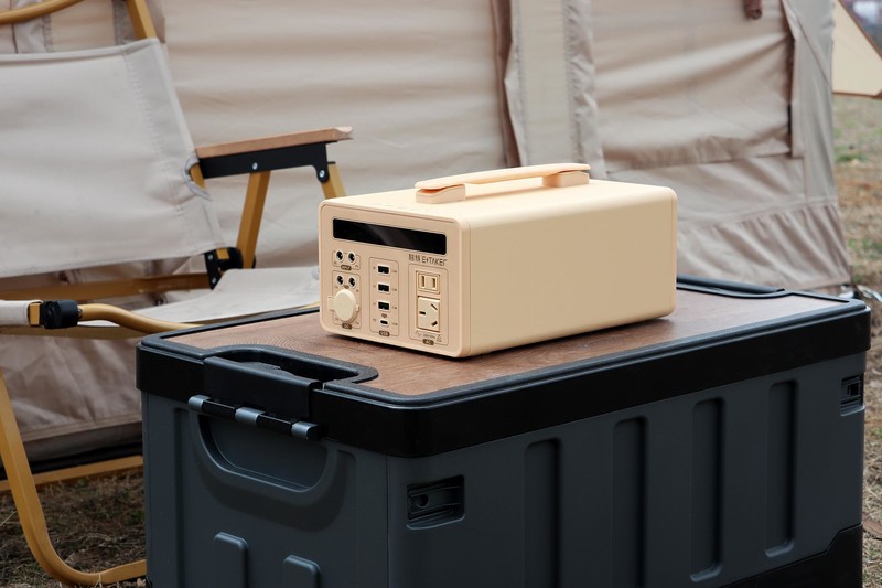 驱车200公里自驾橘子洲头 移族P800户外电源一路护航