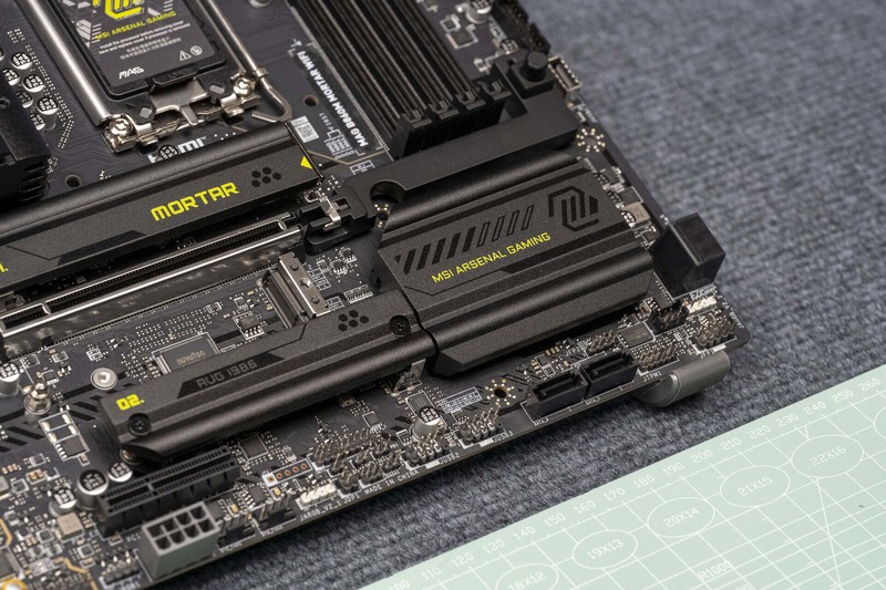 更实惠的酷睿Ultra 200S座驾来了，微星MAG B860M MORTAR WIFI主板开箱