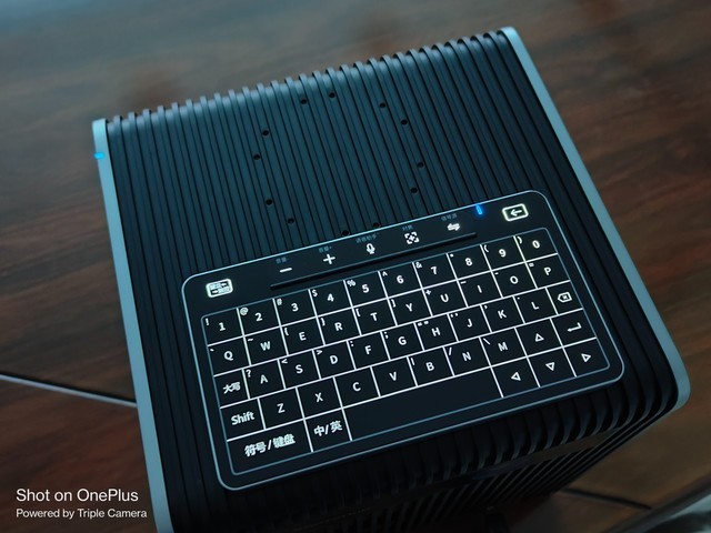 新品办公投影更智能 解决传统会议投影仪痛点