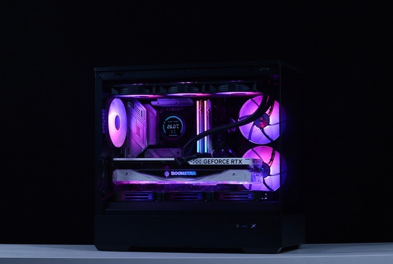 开机看灯效，关机看镜面：全新爱国者星璨岚黑镜机箱+13700KF+4070Ti装机