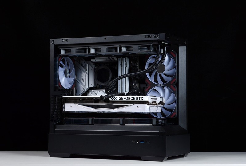 开机看灯效，关机看镜面：全新爱国者星璨岚黑镜机箱+13700KF+4070Ti装机