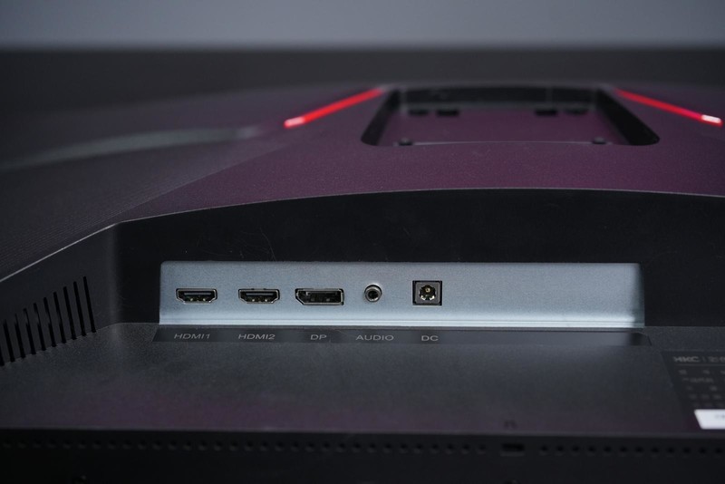 卷至白菜价，2K电竞显示器只要899，还有180Hz高刷和1ms响应