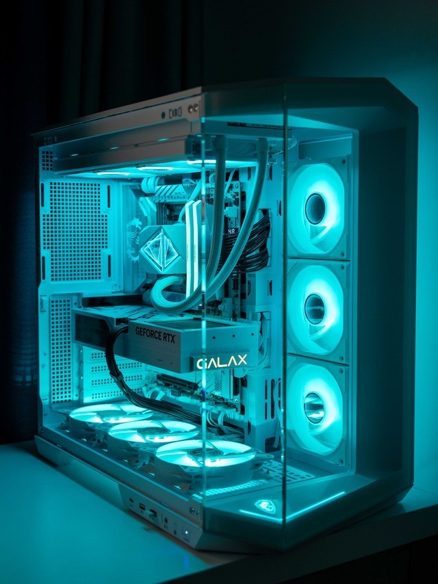 9800X3D好搭档，微星MPG X870E EDGE TI WIFI刀锋钛主板测评