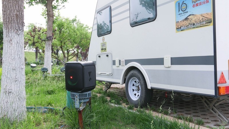 JBL PARTYBOX户外便携音箱：传奇音效，音乐战将，气氛担当