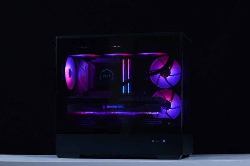 开机看灯效，关机看镜面：全新爱国者星璨岚黑镜机箱+13700KF+4070Ti装机