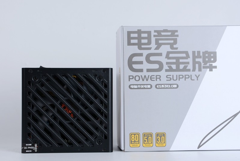 开机看灯效，关机看镜面：全新爱国者星璨岚黑镜机箱+13700KF+4070Ti装机