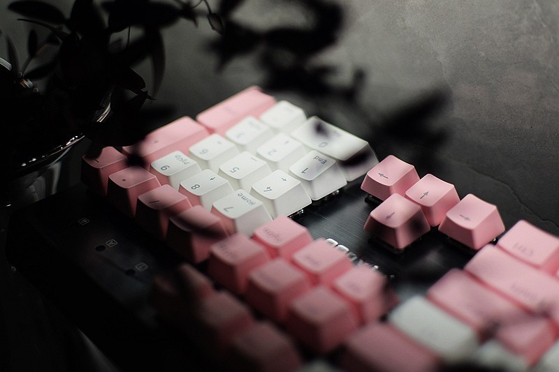 自主银轴防尘防水 雷柏V530防水背光游戏机械键盘