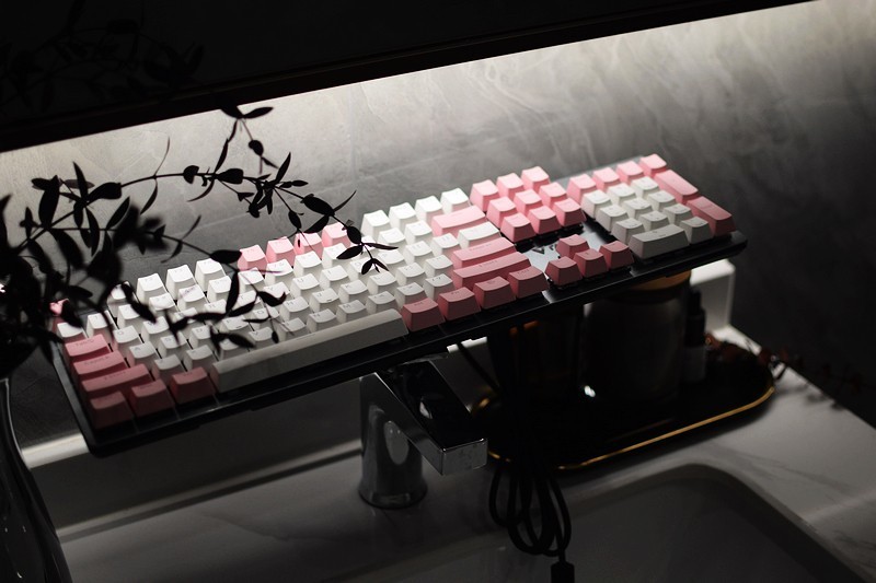 自主银轴防尘防水 雷柏V530防水背光游戏机械键盘