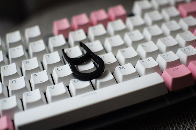 自主银轴防尘防水 雷柏V530防水背光游戏机械键盘