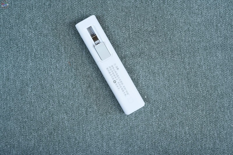 咔的一声文件归位，学习工作的好帮手，米家咔咔爽推夹器上手