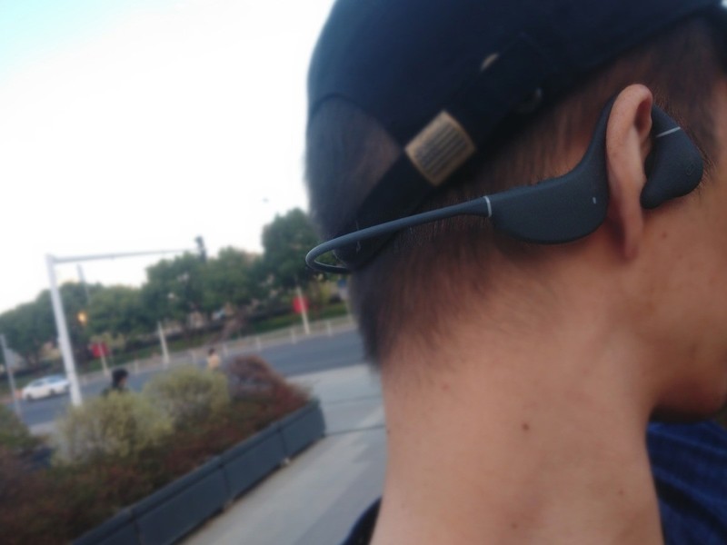 一路享受不间断的音乐乐趣，南.卡Runner Pro4骨传导耳机