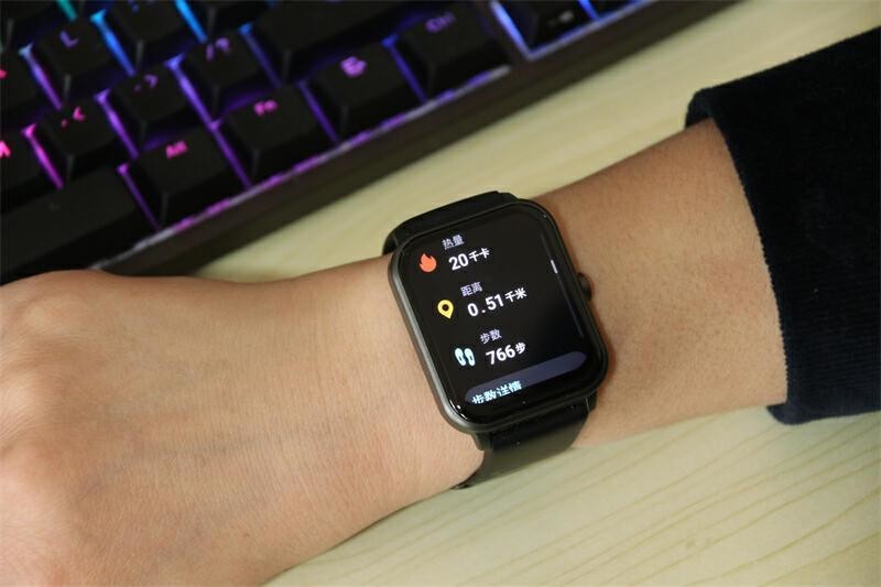 支持百种运动检测，IPX8级防水长续航，QCY Watch GTS智能手表体验