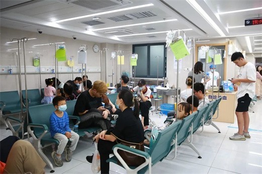 9岁男孩支原体肺炎、流感“叠加感染”，儿科医生提醒......