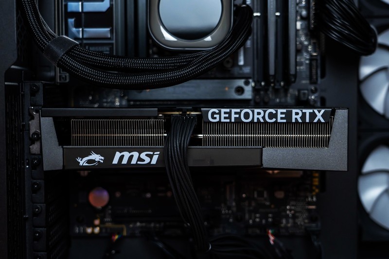 8GB显存是甜品还是短板？双风扇微星RTX 5060Ti魔龙全面评测