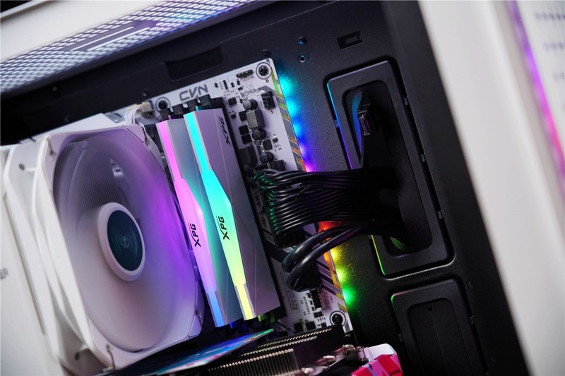 新机分享，能玩游戏能办公，七彩虹CVN Z690M主板这个“地基”不错