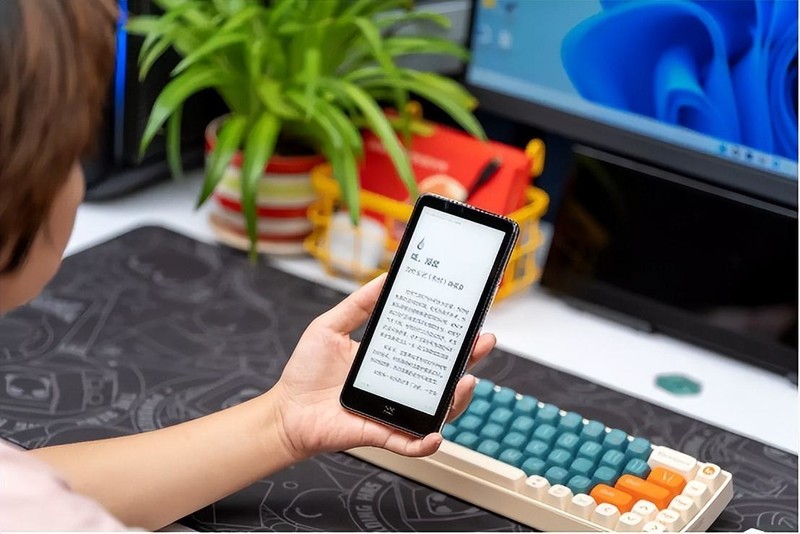 用过墨案迷你阅Plus，我甚至想要扔掉智能手机，回归原始阅读生活