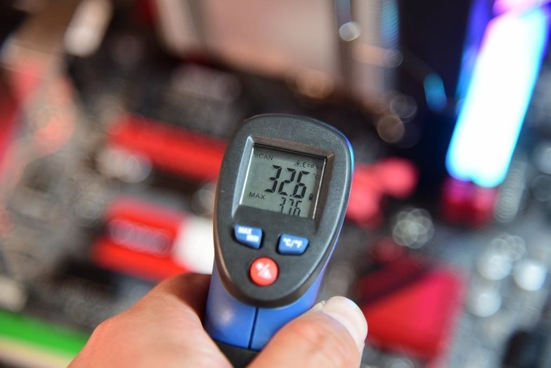 从性能到温度！树立长江存储新标准，宏碁掠夺者GM7全方面评测！