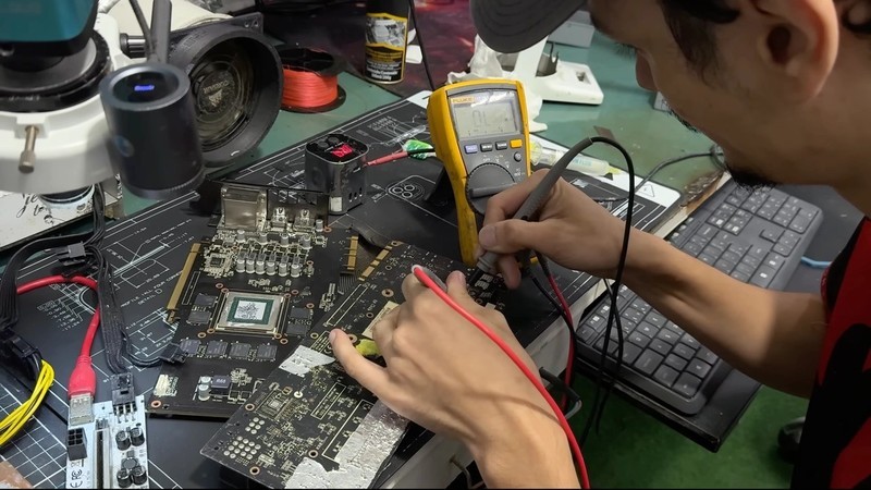 玩家将 11 年前的英伟达 GTX 970 显卡改造升级 8GB 显存