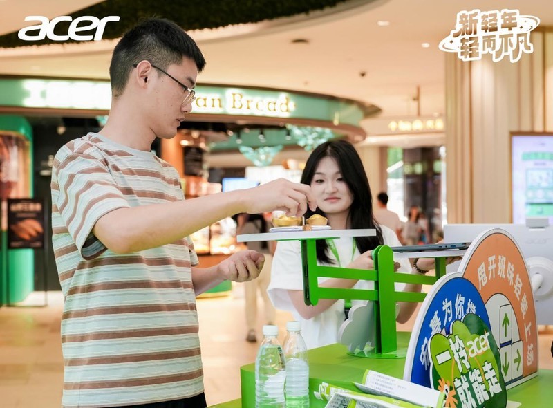 宏碁快闪活动燃爆江城！这个周末是武汉“新轻年”的周末！