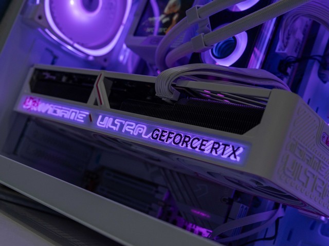 游戏帧数一键暴涨，英特尔IPO体验分享