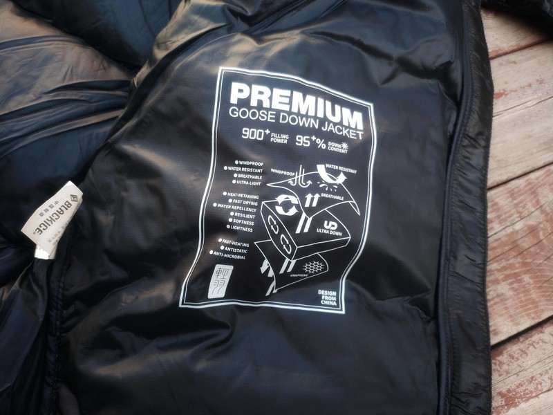 极轻极暖极具性价比：黑冰冬季新款900蓬羽绒服
