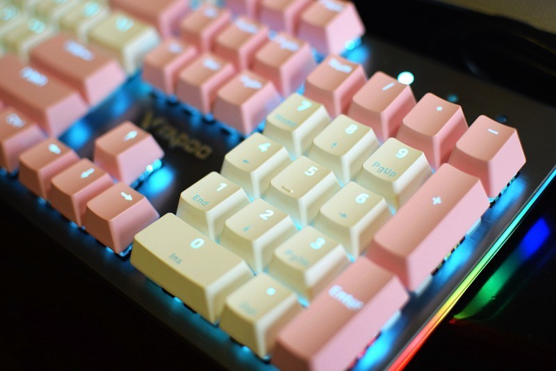 自主银轴防尘防水 雷柏V530防水背光游戏机械键盘