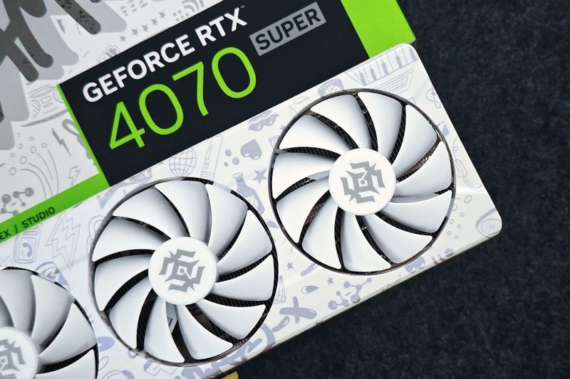 深度评测丨 RTX 4070 SUPER应该是5000元以内最香游戏显卡吧？