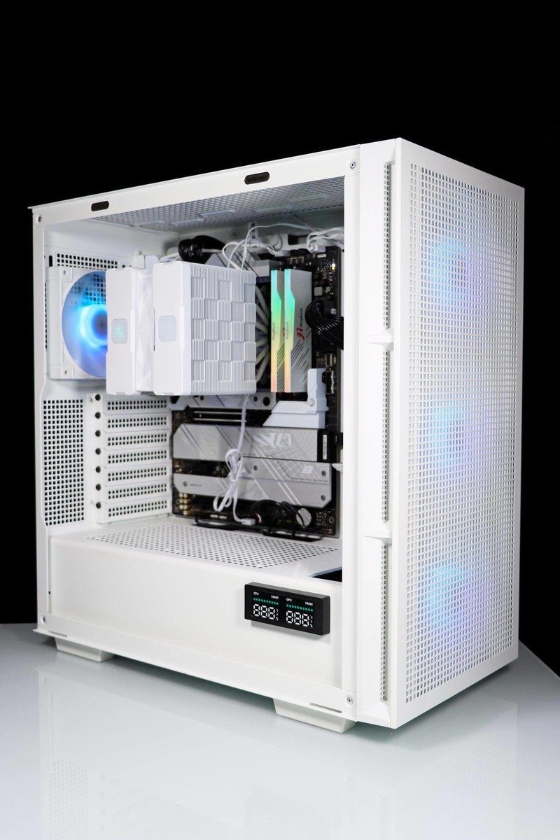 金百达 白刃 DDR5 6800 24G*2 RGB 搭配 AMD 8700G 怎么样？