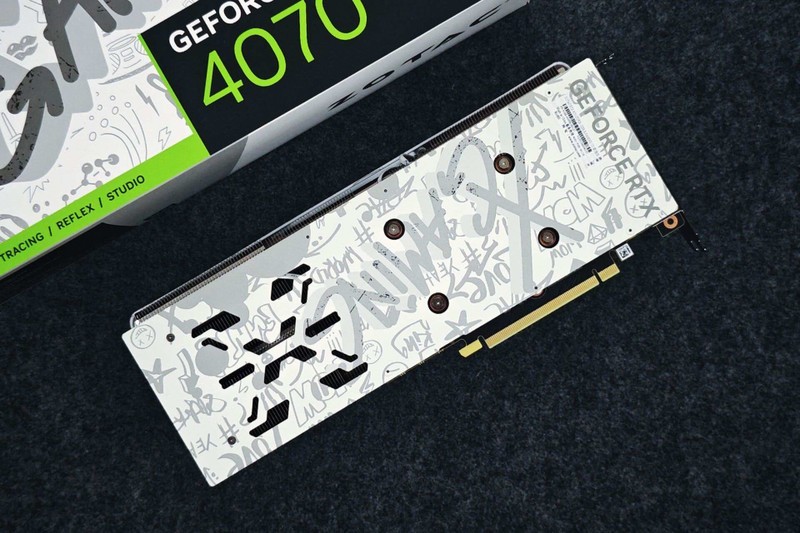 深度评测丨 RTX 4070 SUPER应该是5000元以内最香游戏显卡吧？