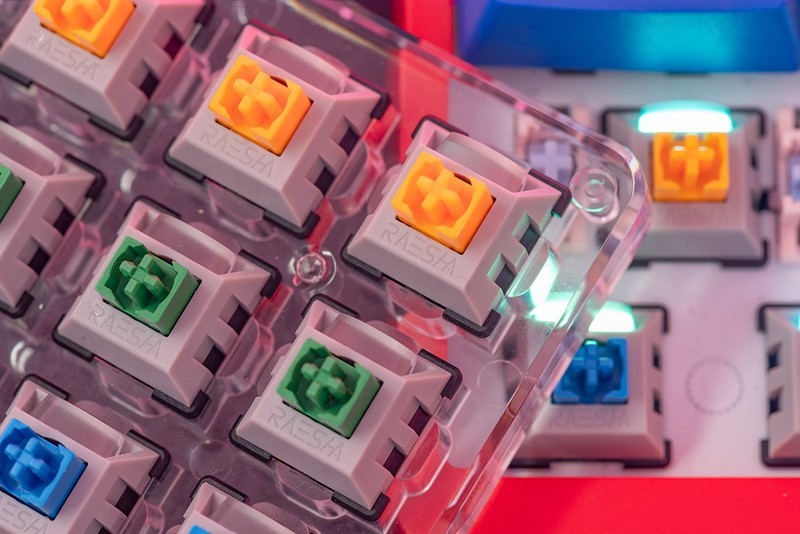 三段PBT键帽五代客制光轴，思巴达长剑机械键盘玩转五行轴