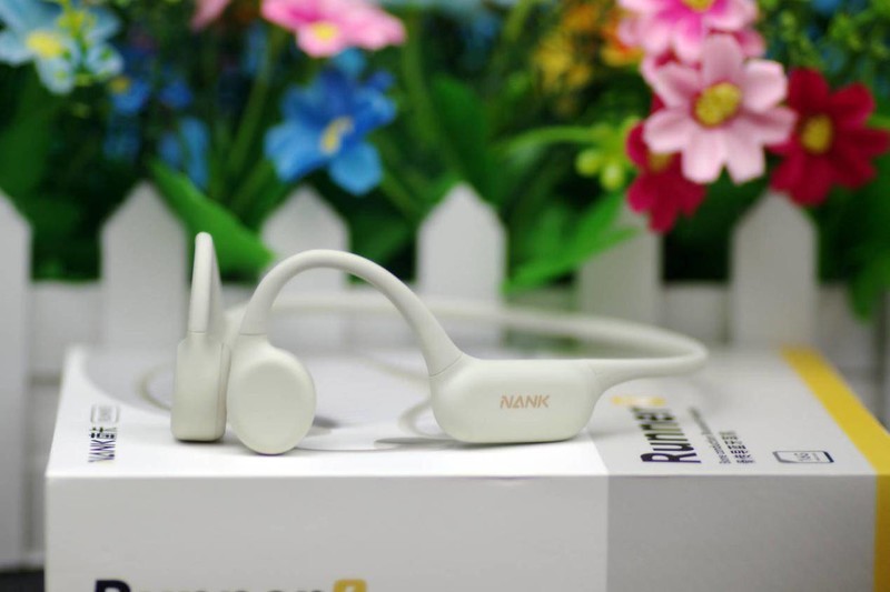 游泳防水耳机什么牌子好？揭秘四大实力派水下游泳耳机！